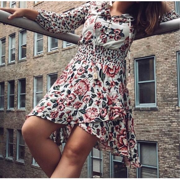 Farm Rio Anabela White Floral Smocked Ruched Waist Long Sleeve Dress XXS - Picture 3 of 14